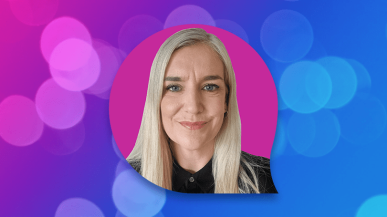 woman smiling inside speech bubble